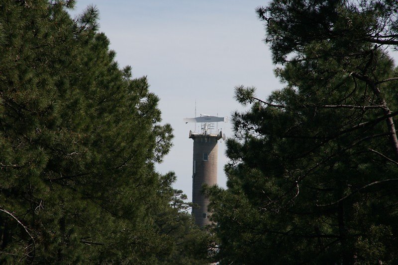 La tour radar de veille d'entrée en Gironde